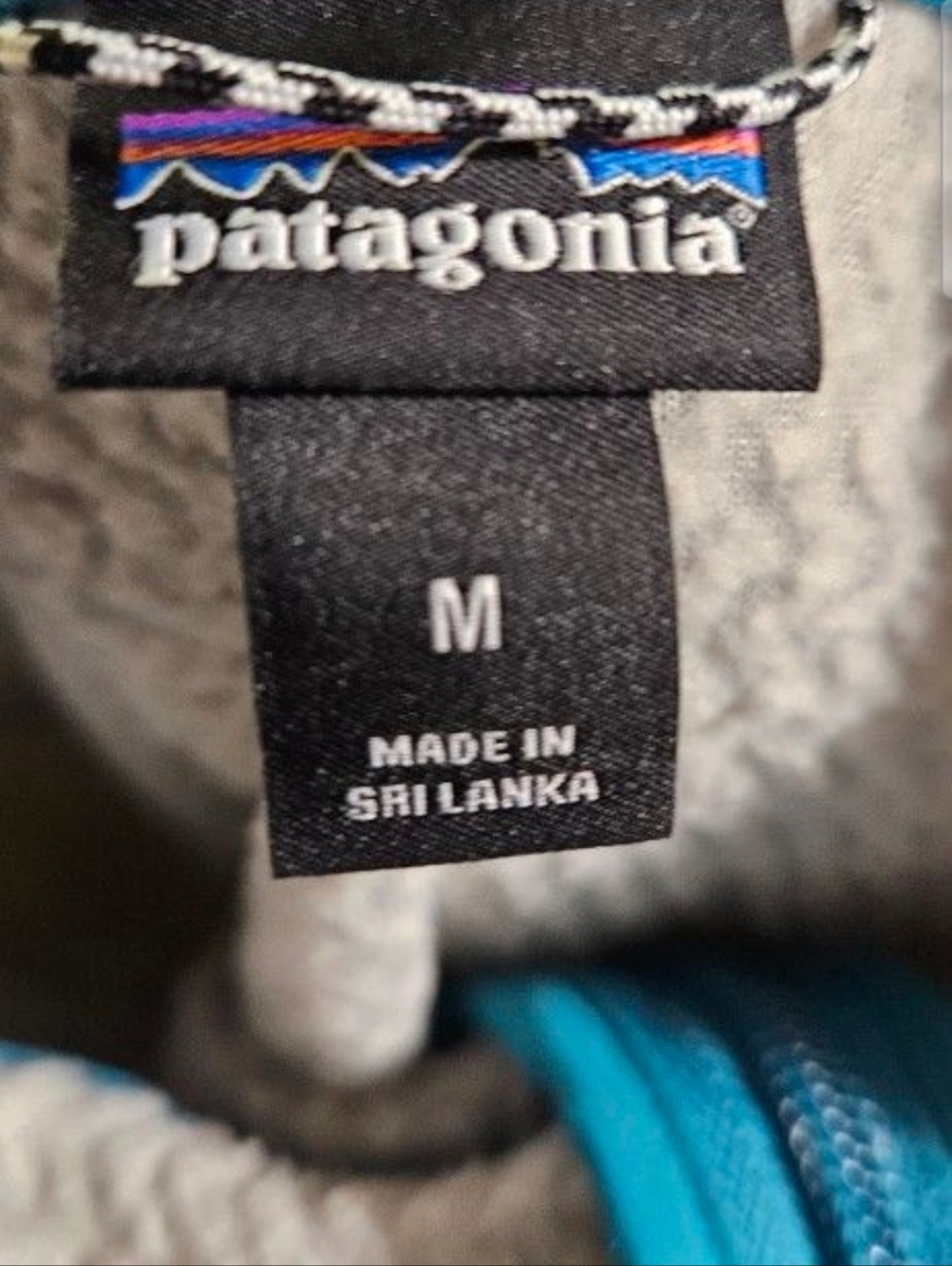 Patagonia Kids Hooded Puffer Jacket in White with Teal Accents Medium - Picture 6 of 6